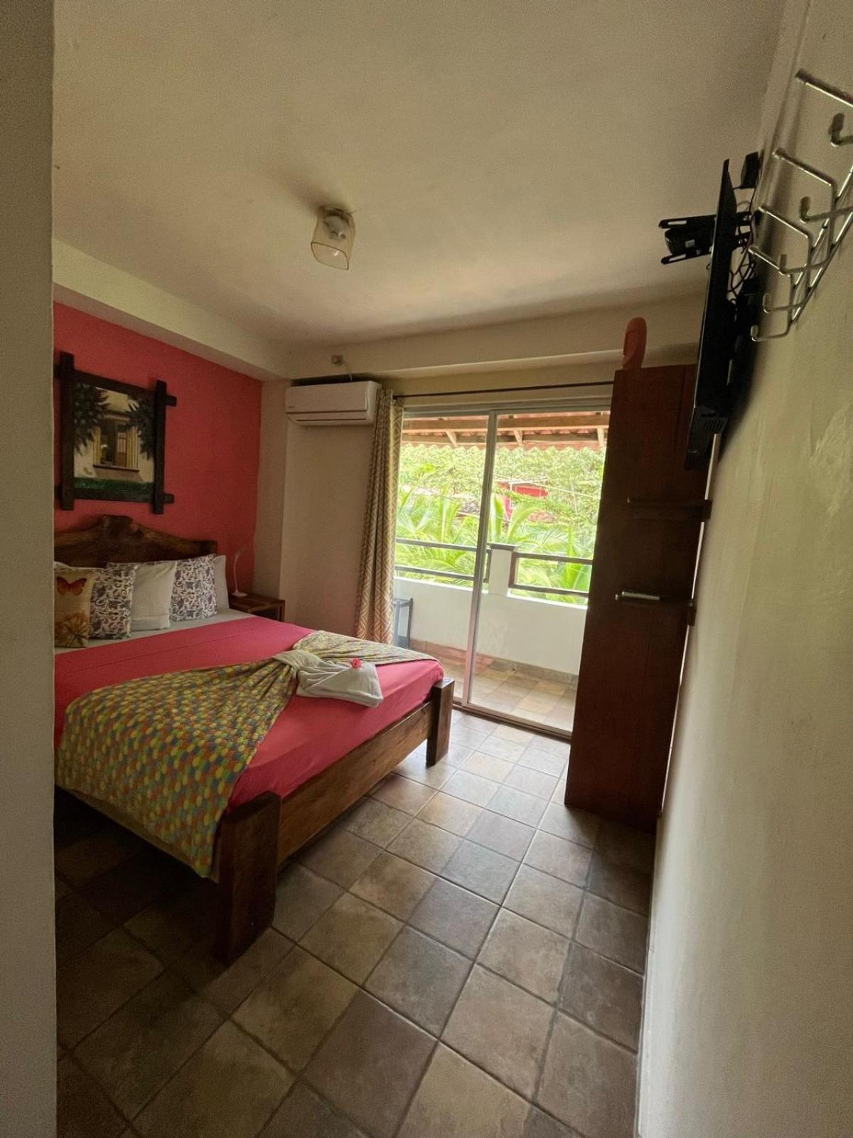 Mama Ines Hotel Santa Catalina Bagian luar foto